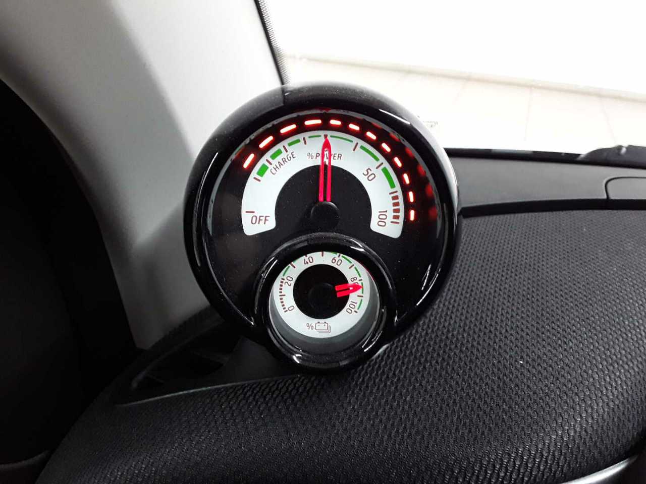 smart fortwo coupe EQ passion 14