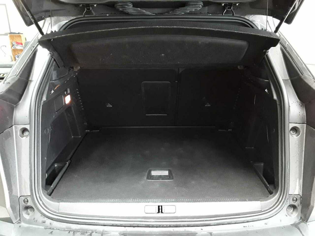 Peugeot 3008 PureTech 130 Stop & Start GPF Allure Pack 15