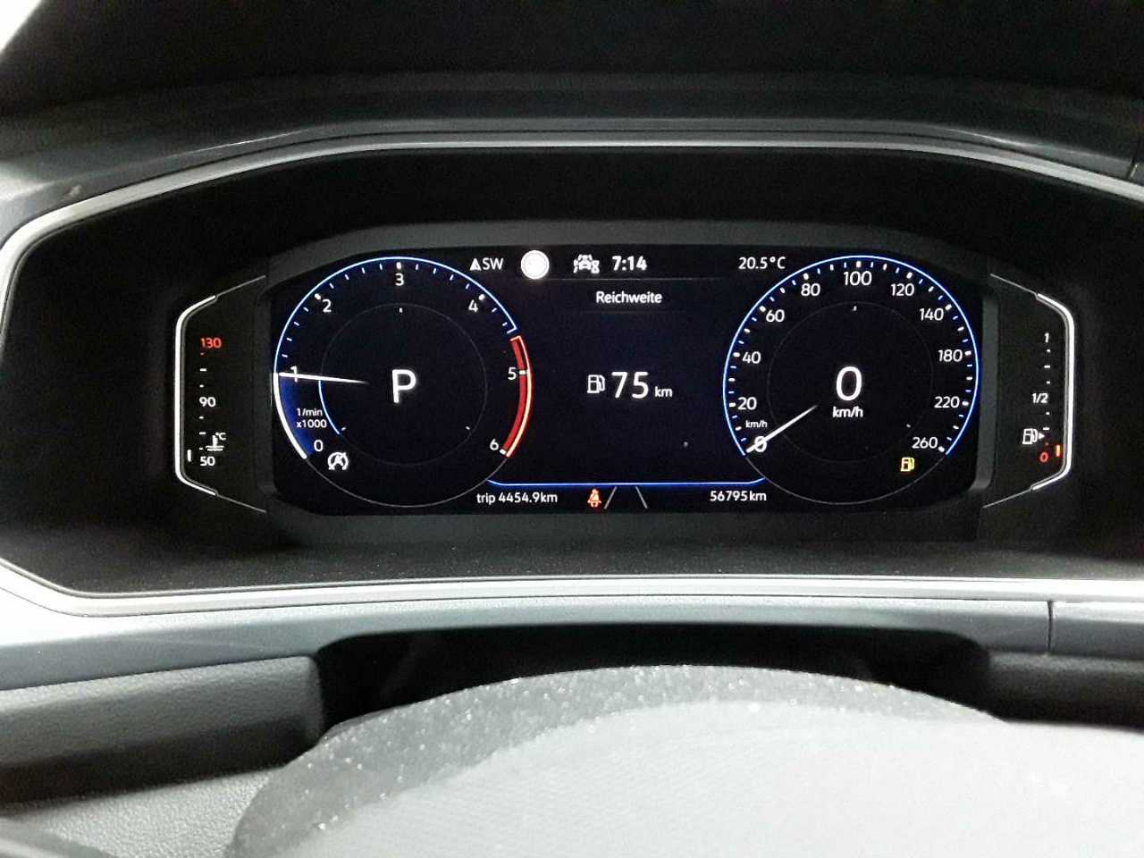 Volkswagen T-Roc 2.0 TDI SCR DSG Style 11