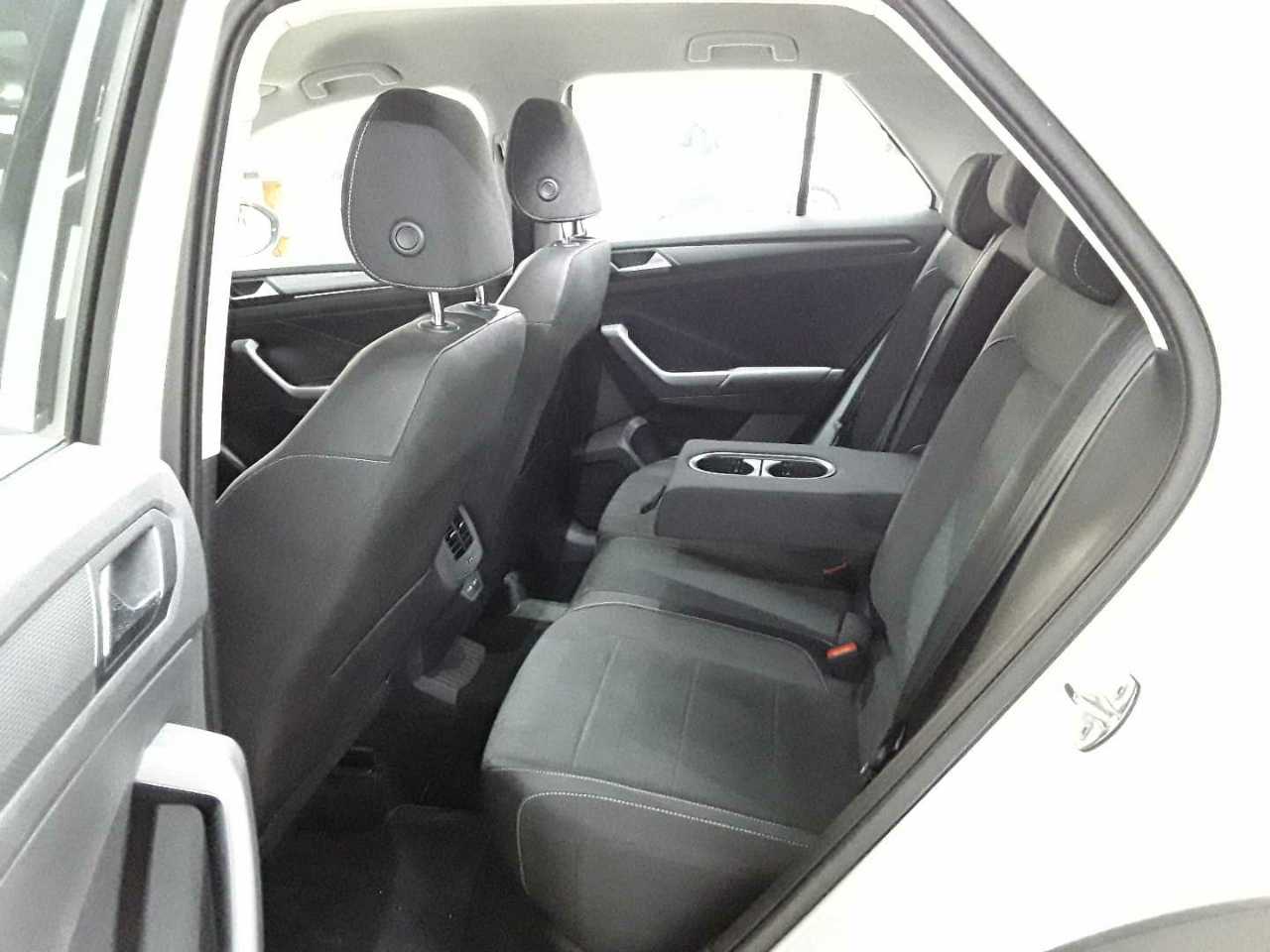 Volkswagen T-Roc 2.0 TDI SCR DSG Style 13
