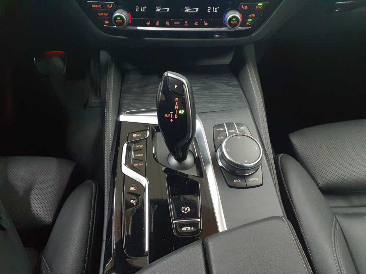 BMW 530e Touring Aut. 10