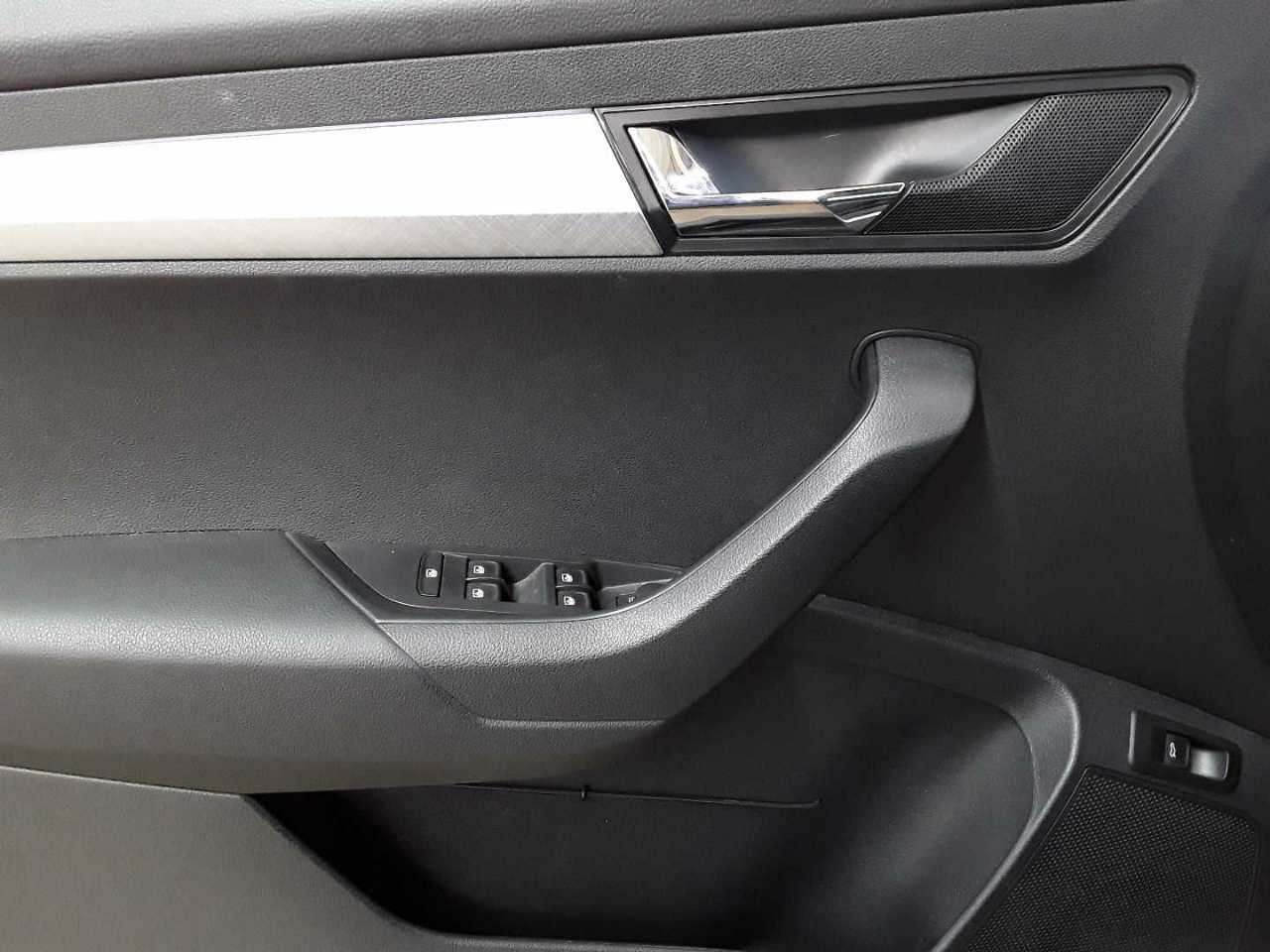 Skoda Karoq 1.5 TSI DSG Tour 17