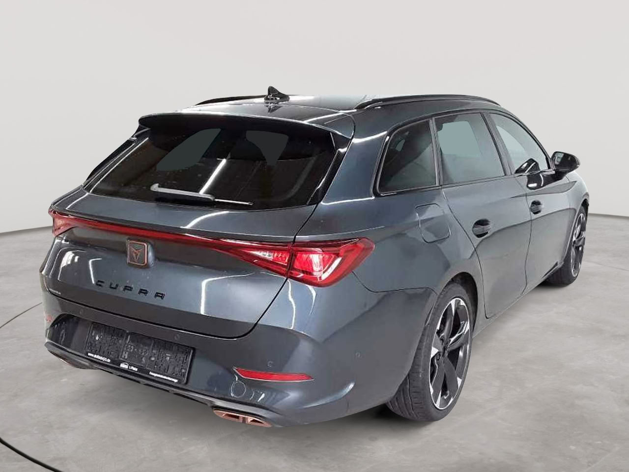Cupra Leon Sportstourer 1.4 e-Hybrid (150 kW System) 4