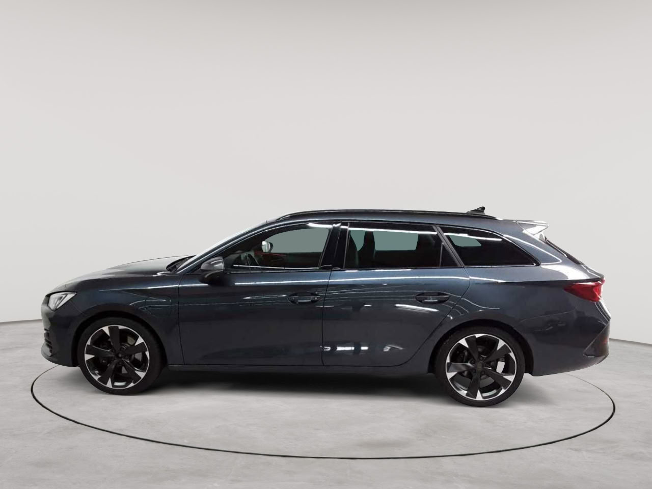 Cupra Leon Sportstourer 1.4 e-Hybrid (150 kW System) 6