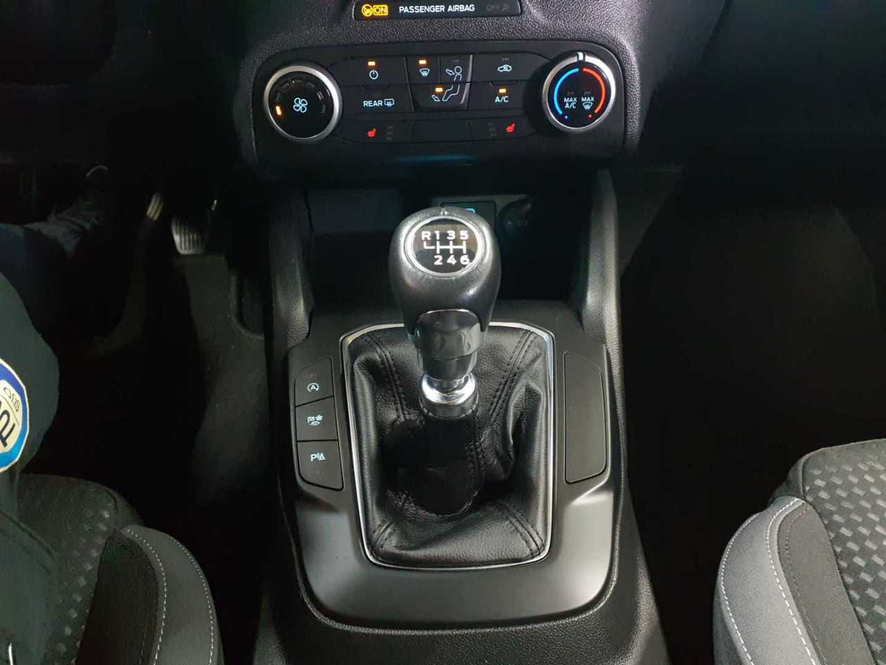 Ford Focus Turnier 1.5 EcoBlue Start-Stopp-System COOL&CONNECT 10