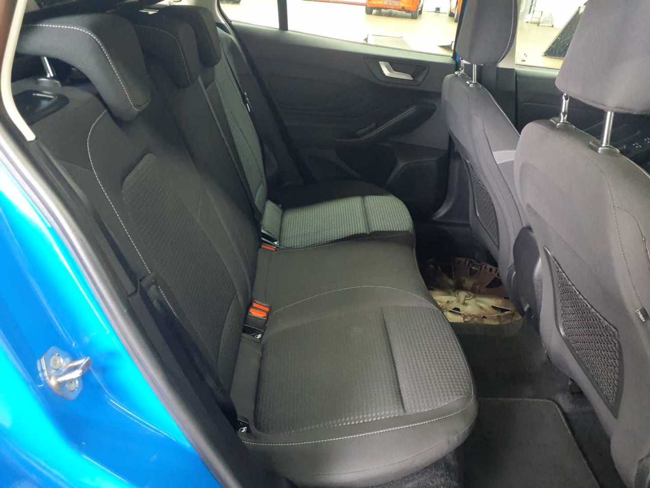 Ford Focus Turnier 1.5 EcoBlue Start-Stopp-System COOL&CONNECT 13