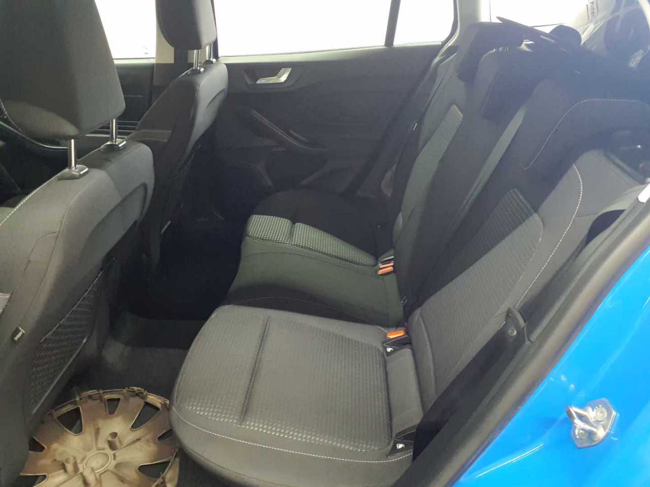 Ford Focus Turnier 1.5 EcoBlue Start-Stopp-System COOL&CONNECT 14