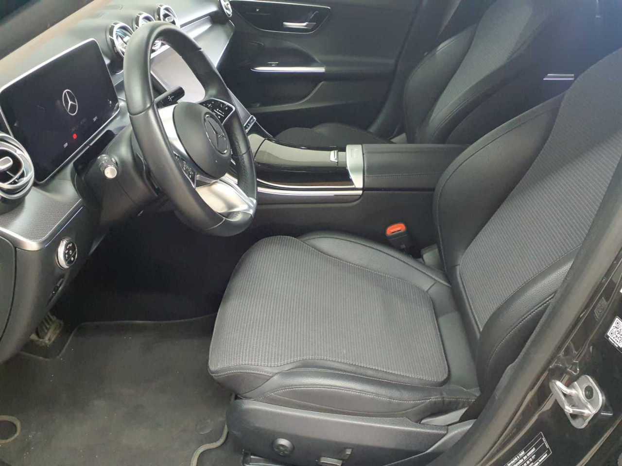 Mercedes-Benz C 220 d T 9G-TRONIC Avantgarde 8
