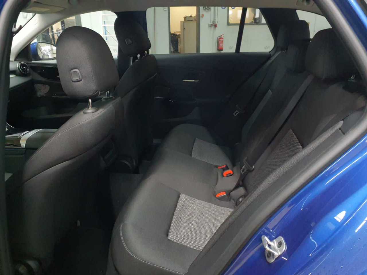 Mercedes-Benz C 200 d T 9G-TRONIC 13