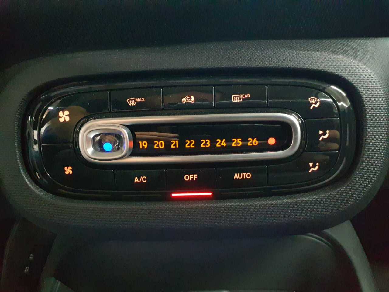 smart fortwo coupe EQ passion 15