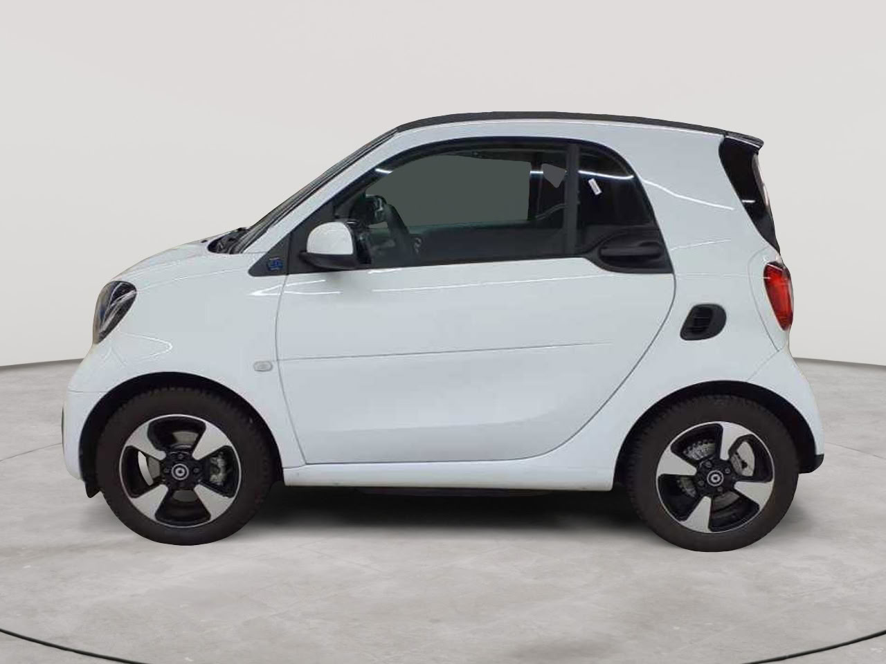 smart fortwo coupe EQ passion 6