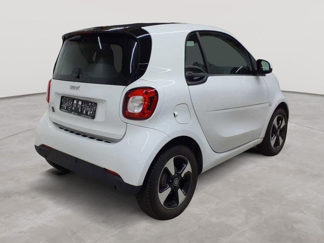 smart fortwo coupe EQ passion 4