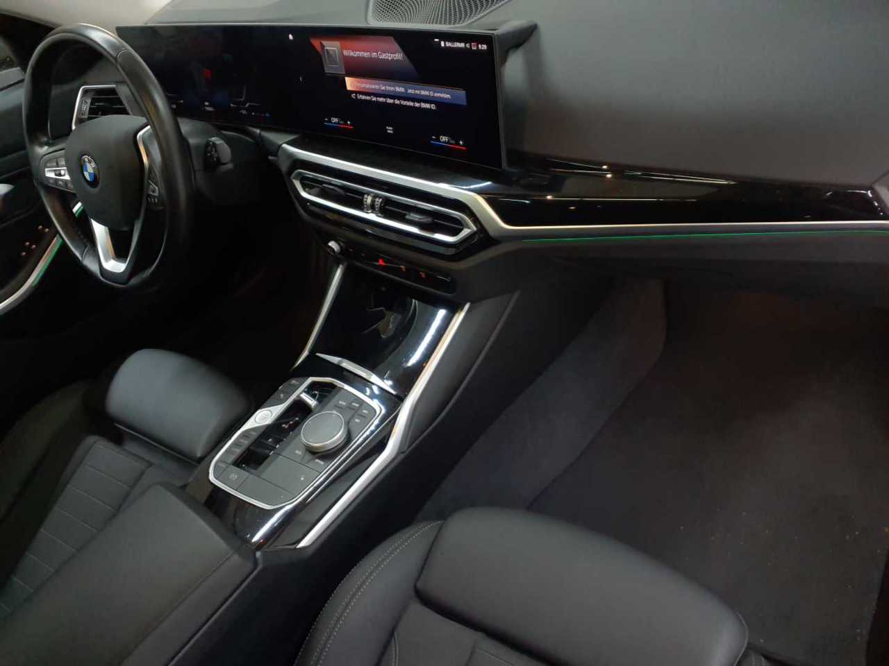 Bmw 318d Touring Aut. 9