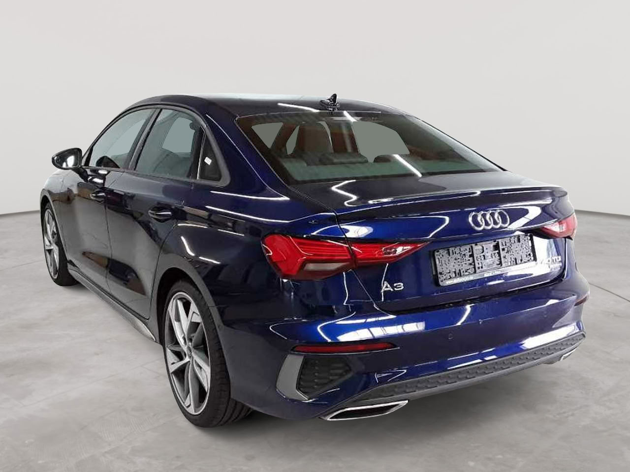 Audi A3 40 TDI Limousine quattro S tronic S line 5