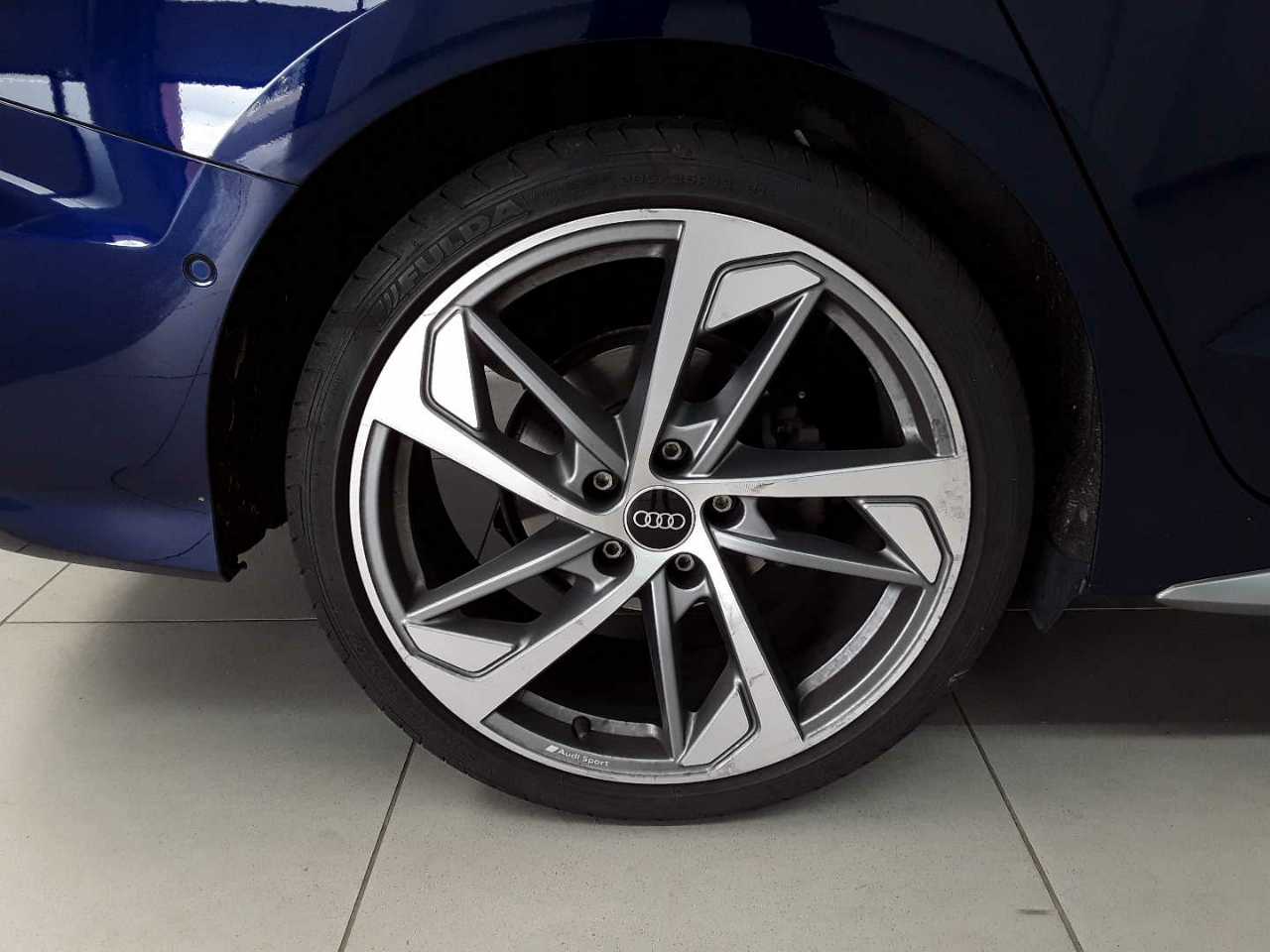 Audi A3 40 TDI Limousine quattro S tronic S line 18