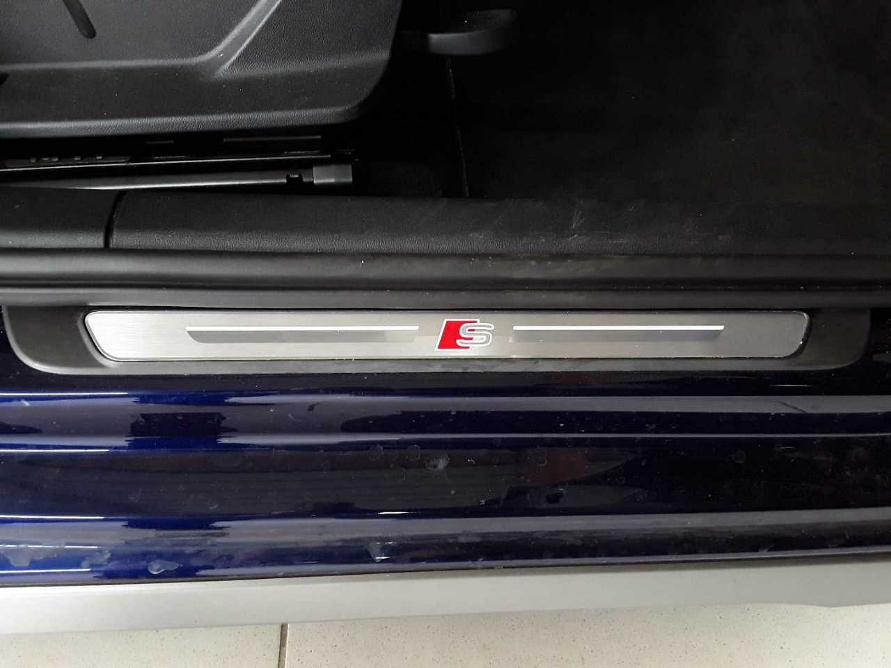 Audi A3 40 TDI Limousine quattro S tronic S line 19