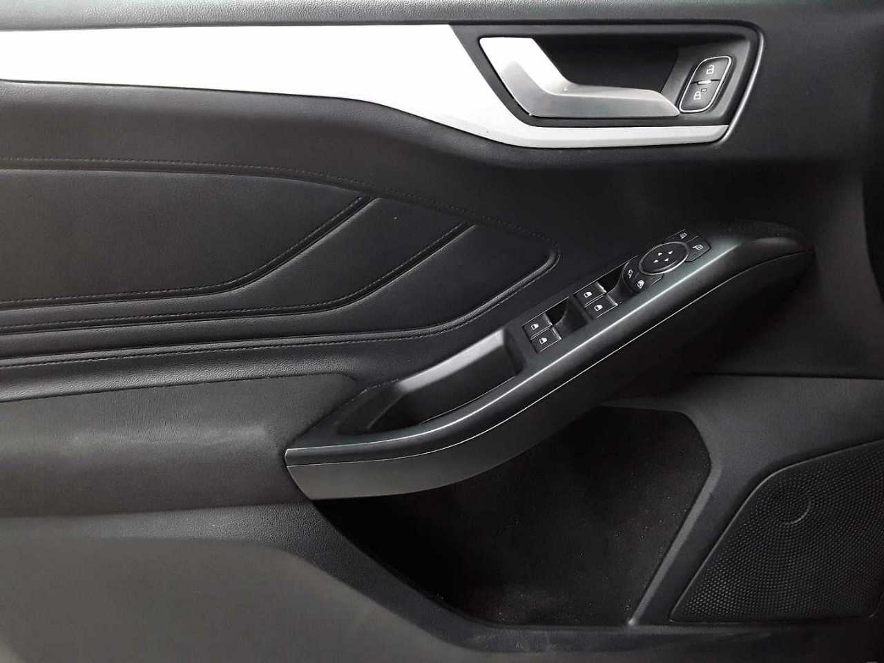 Ford Focus Turnier 1.5 EcoBlue Start-Stopp-System Aut. COOL&CONNECT 16