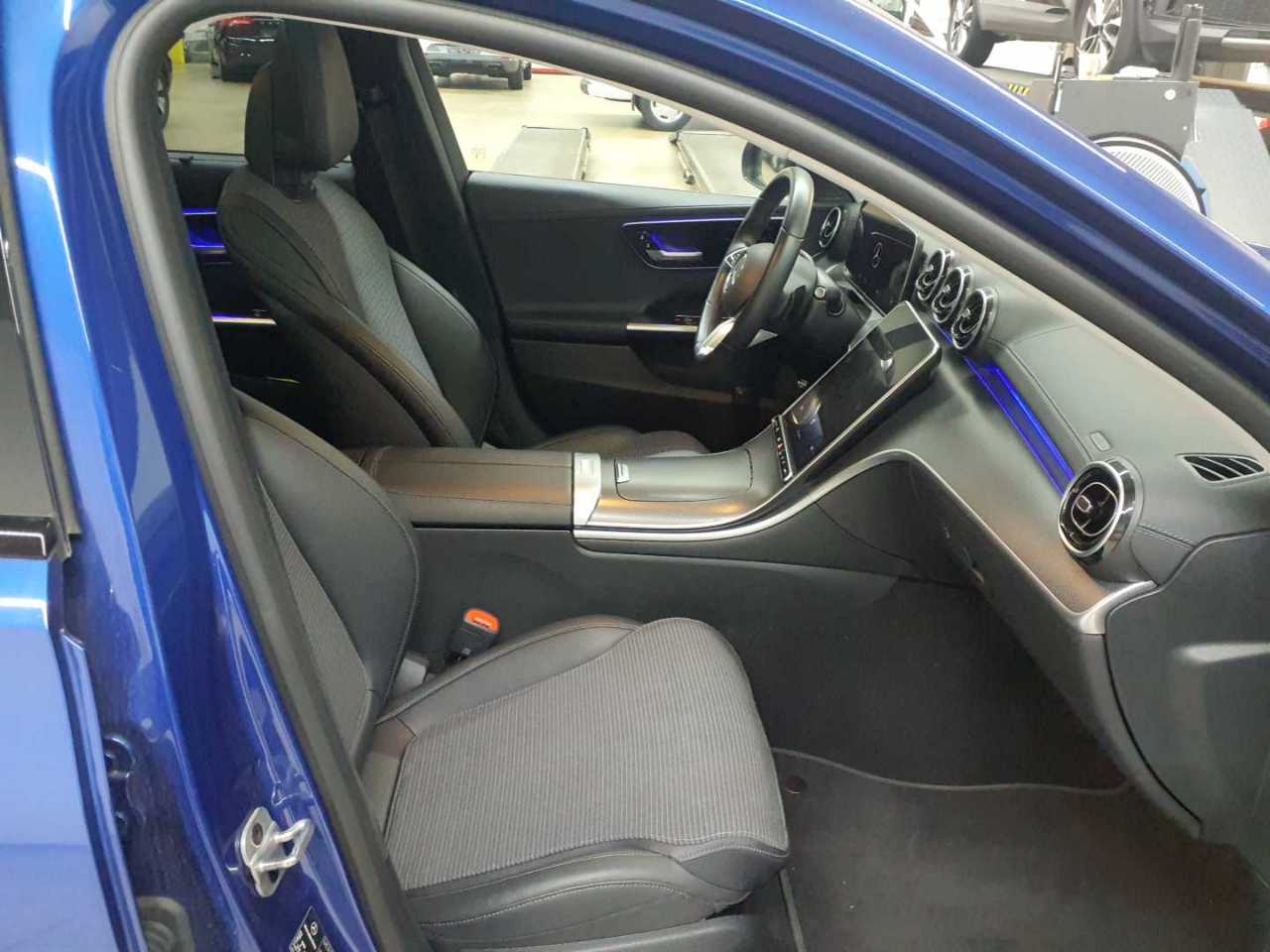 Mercedes-Benz C 200 d T 9G-TRONIC Avantgarde 7