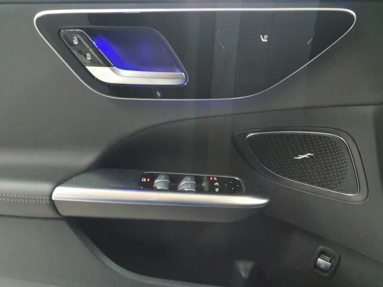Mercedes-Benz C 200 d T 9G-TRONIC Avantgarde 17