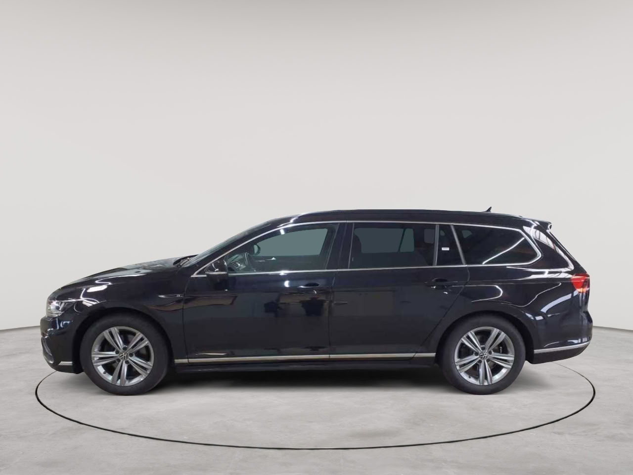 Vw Passat Variant 1.5 TSI OPF DSG Business 6