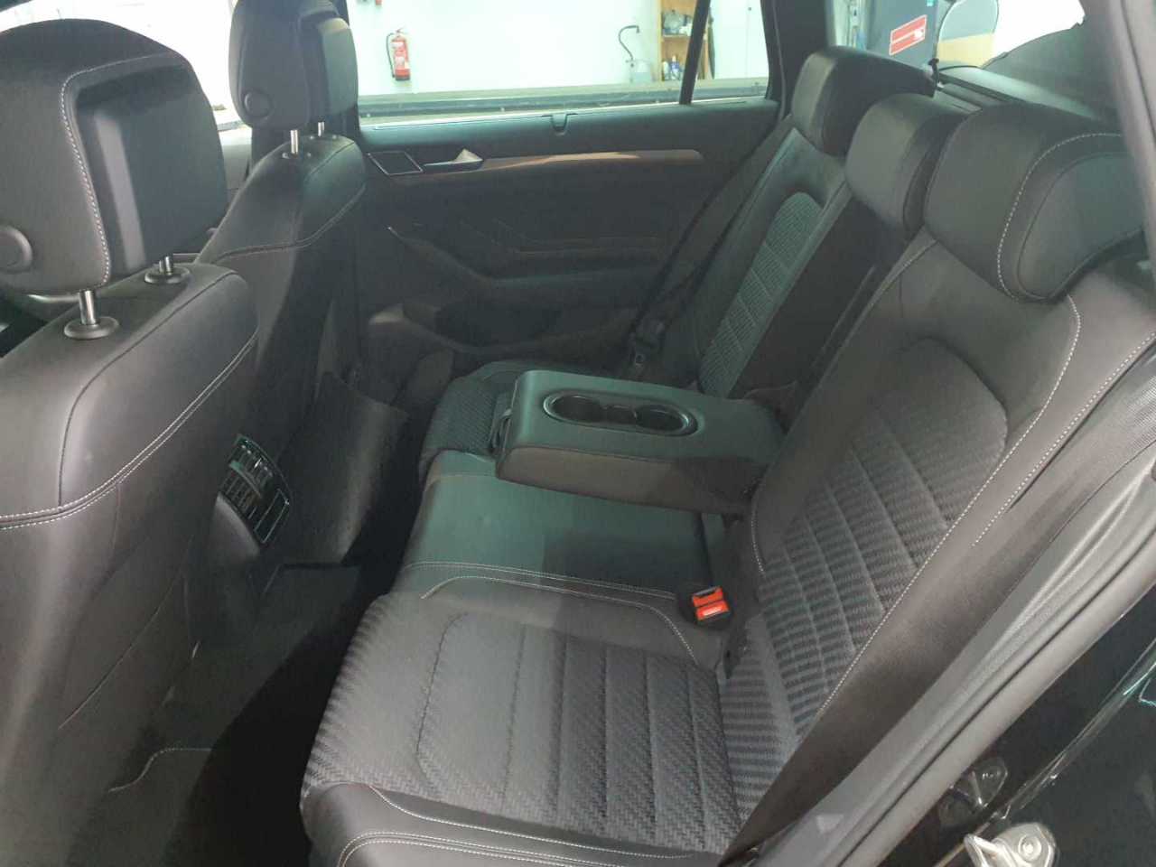 Vw Passat Variant 1.5 TSI OPF DSG Business 14