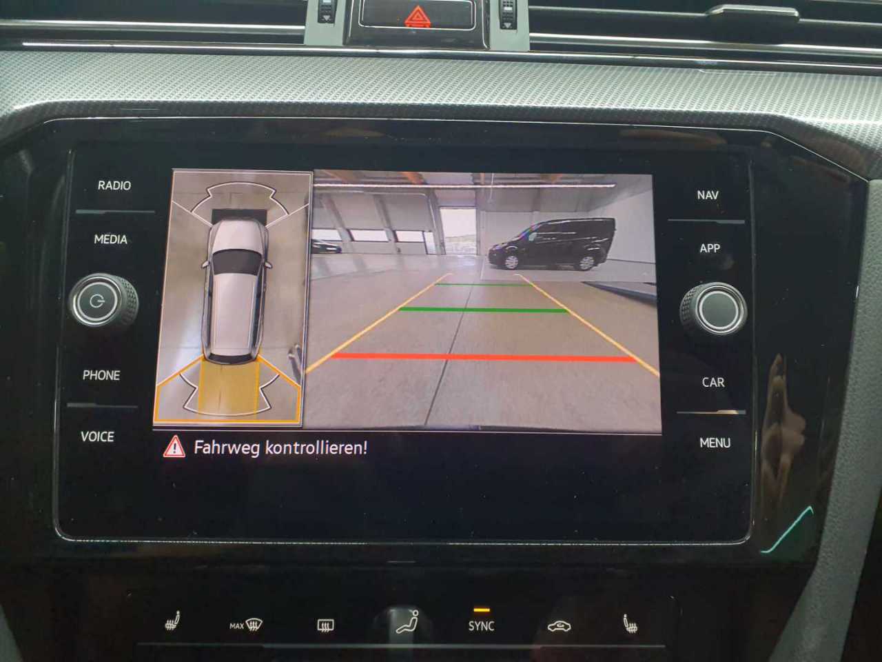 Vw Passat Variant 1.5 TSI OPF DSG Business 16