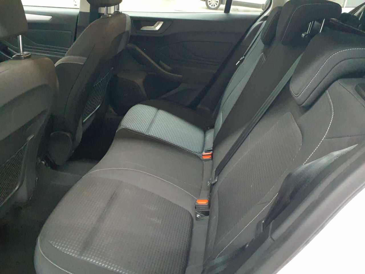 Ford Focus Turnier 2.0 EcoBlue Start-Stopp-System Aut. COOL&CONNECT 13