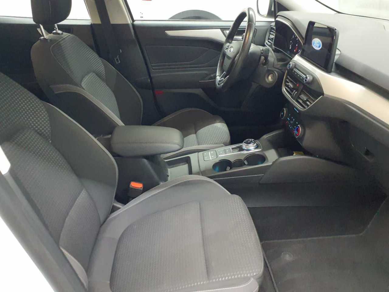 Ford Focus Turnier 2.0 EcoBlue Start-Stopp-System Aut. COOL&CONNECT 8