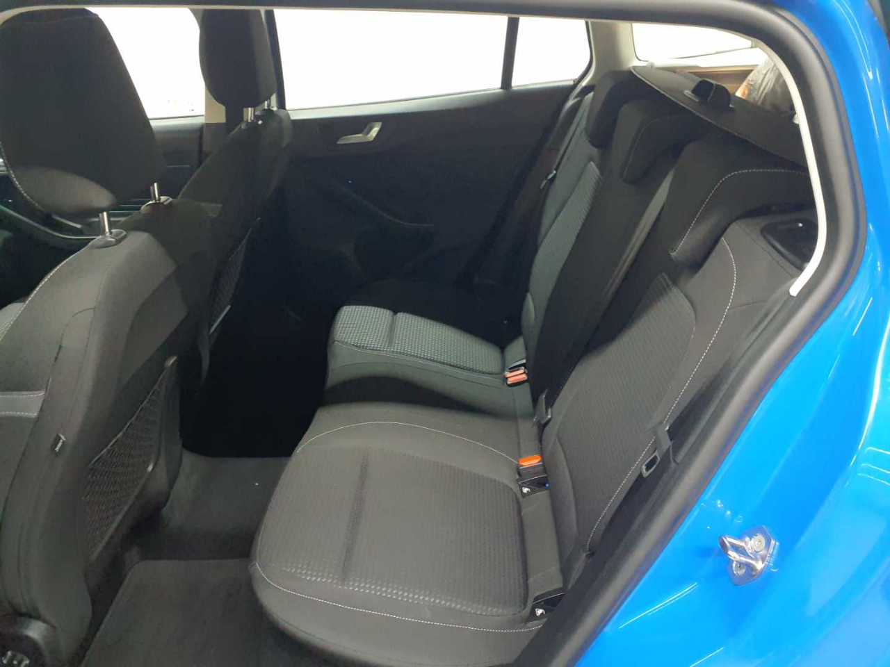 Ford Focus Turnier 1.5 EcoBlue Start-Stopp-System COOL&CONNECT 14