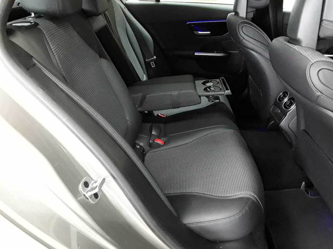 Mercedes-Benz C 220 d 4Matic T 9G-TRONIC Avantgarde 14
