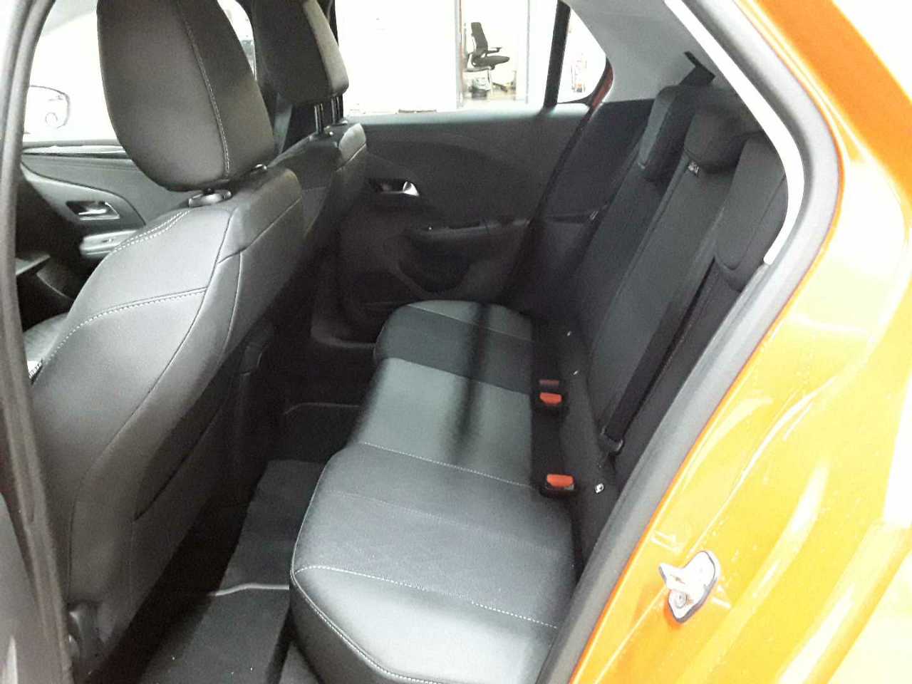 Opel Corsa 1.2 Start/Stop Elegance 13