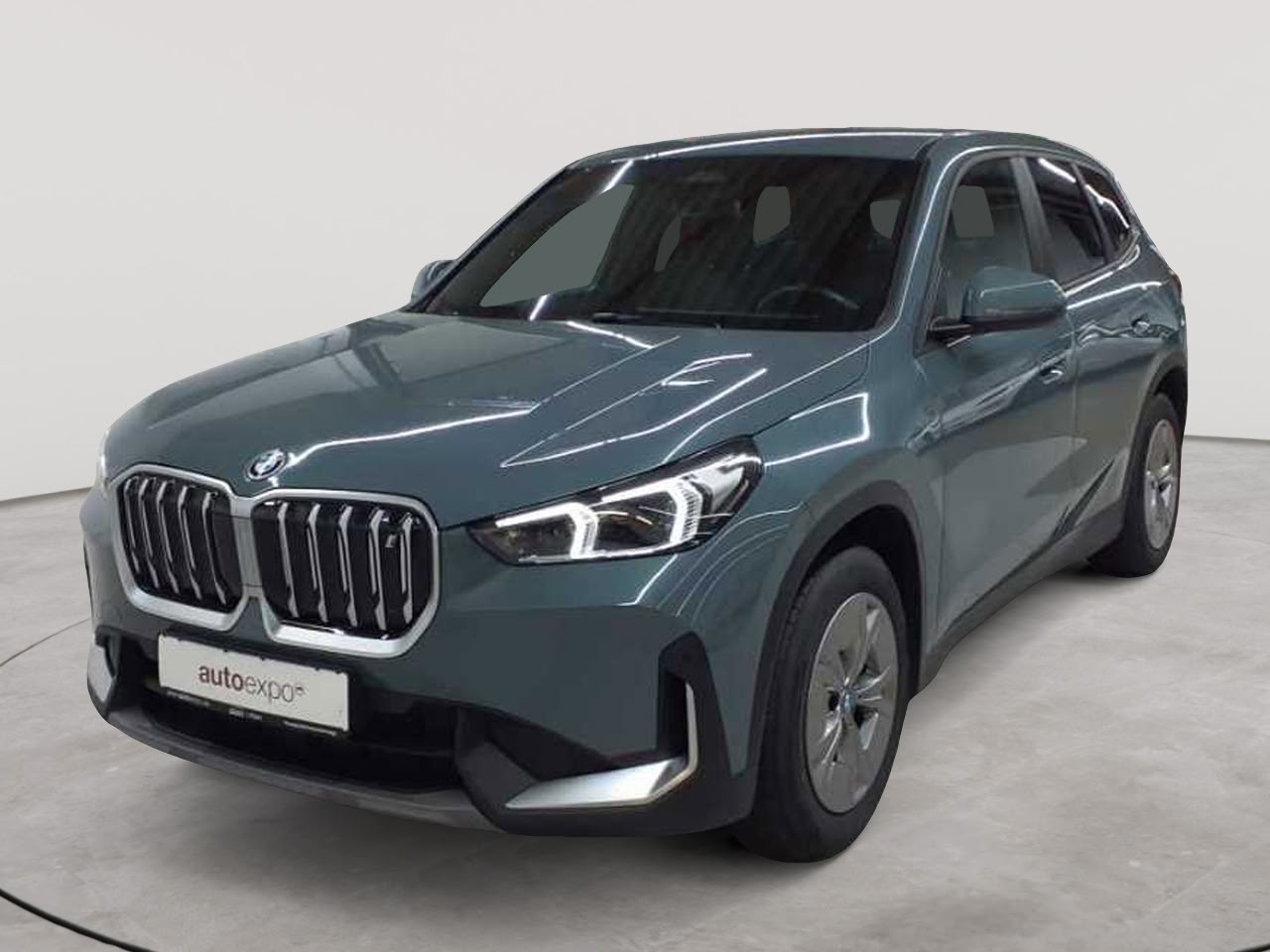 BMW iX1 xDrive30 2