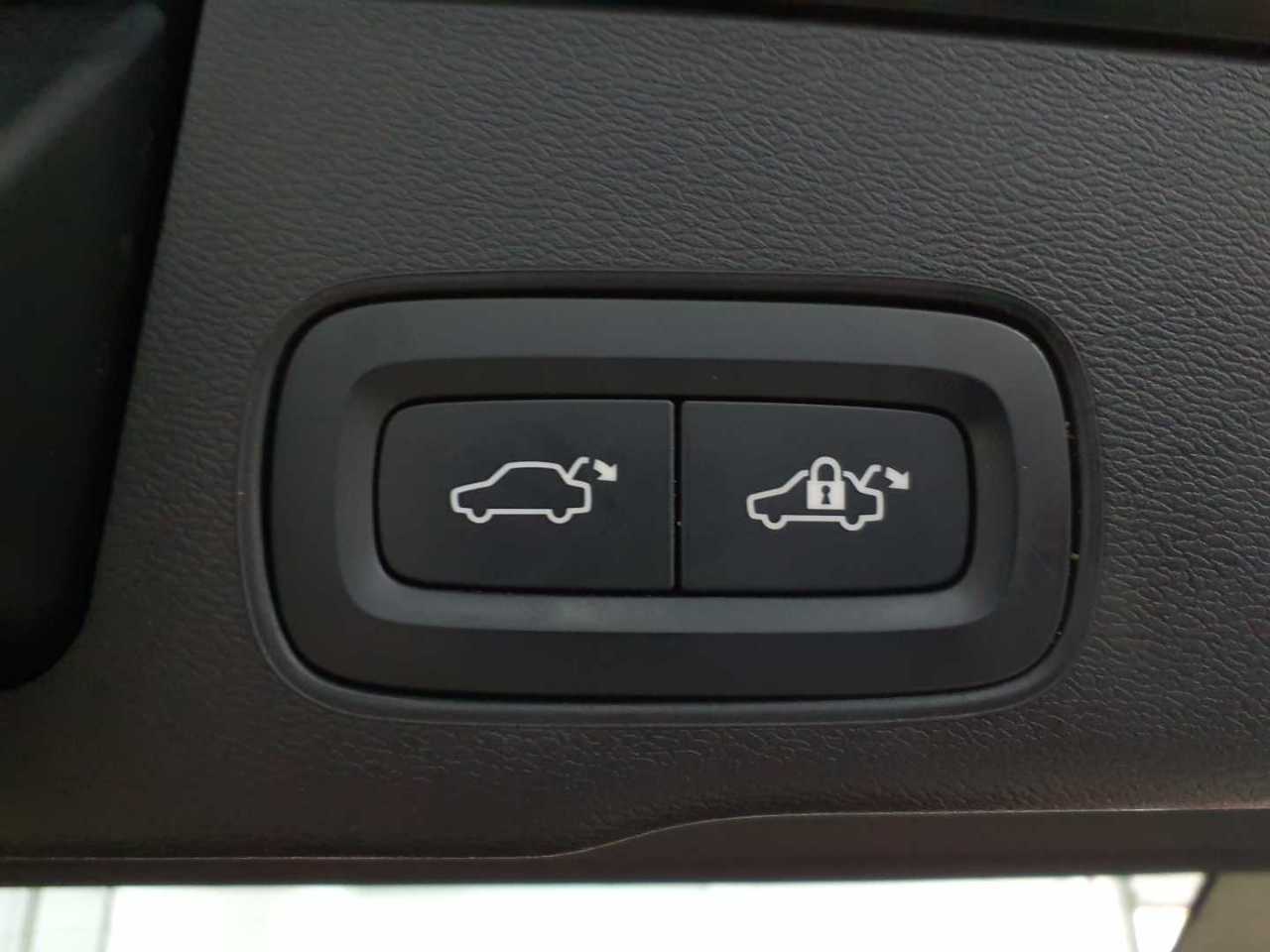 Volvo XC60 B4 B Core 16