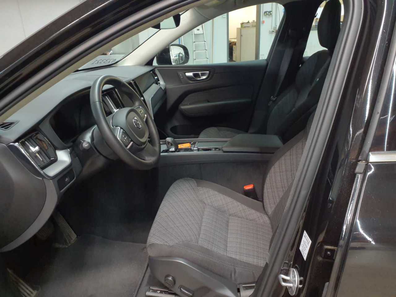 Volvo XC60 B4 B Core 7