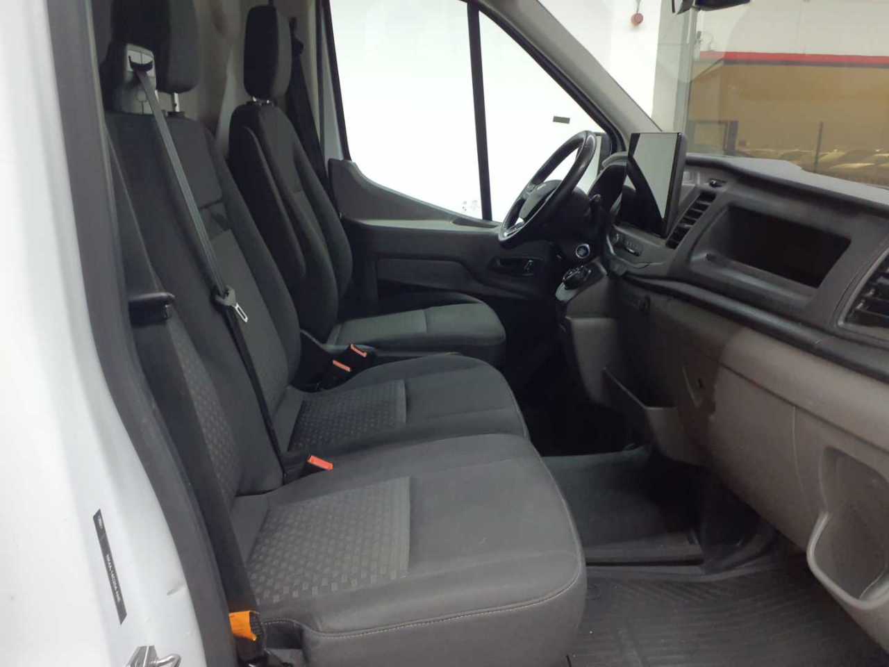 Ford e-Transit 350 L2H2 68kWh Lkw HA Trend 7