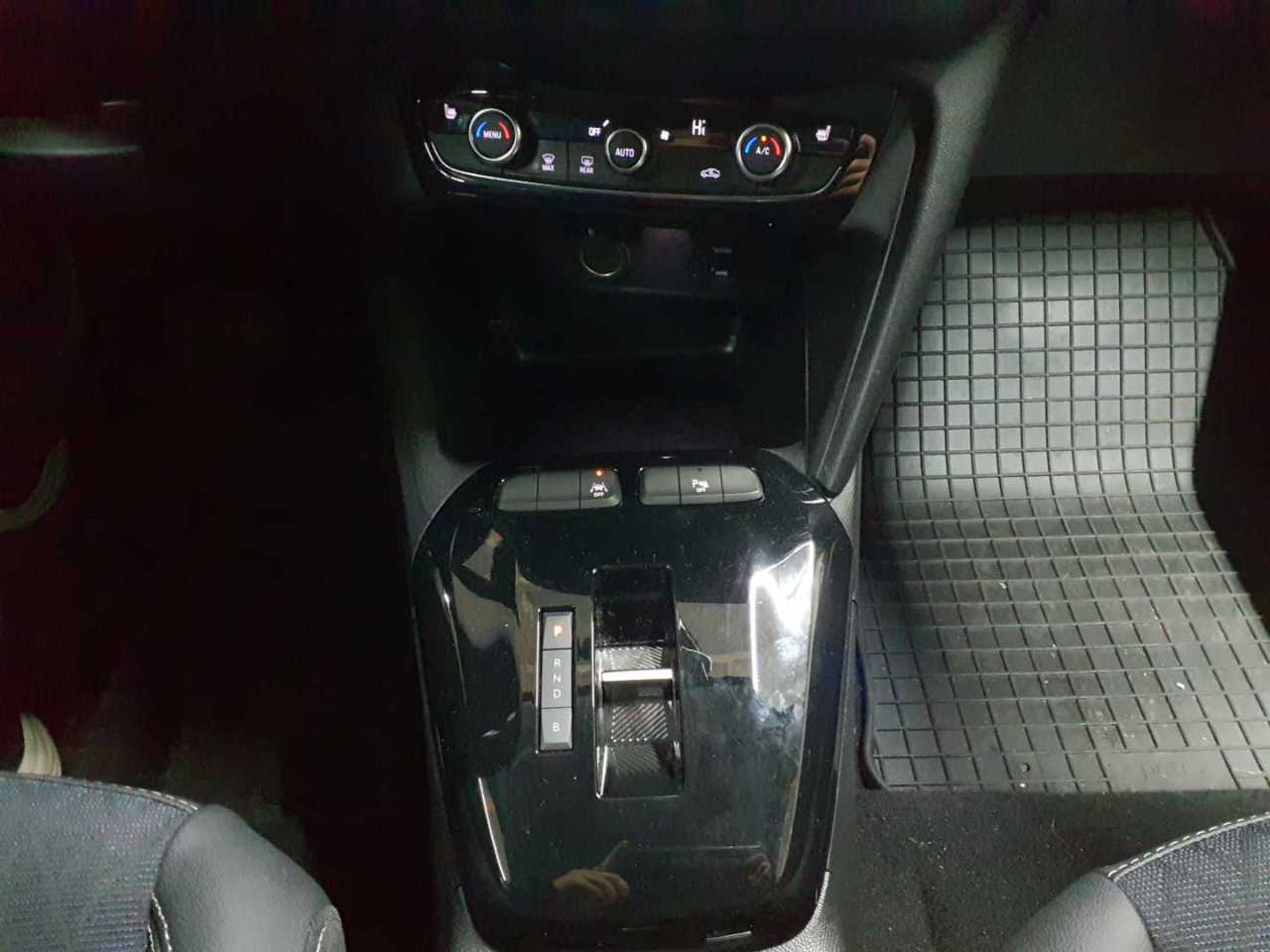 Opel Corsa-e Elegance 10