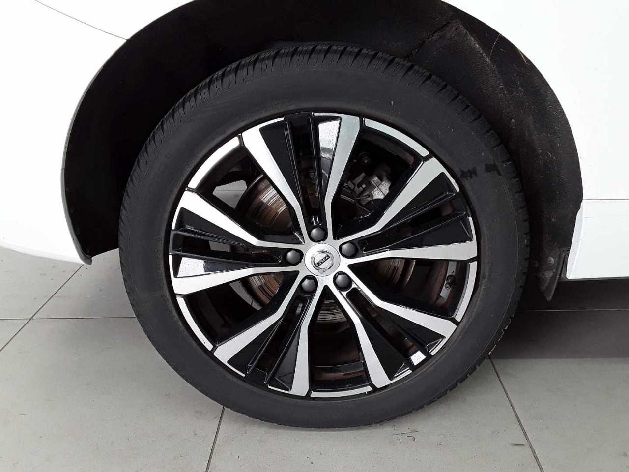 Volvo XC60 B4 B Core 19