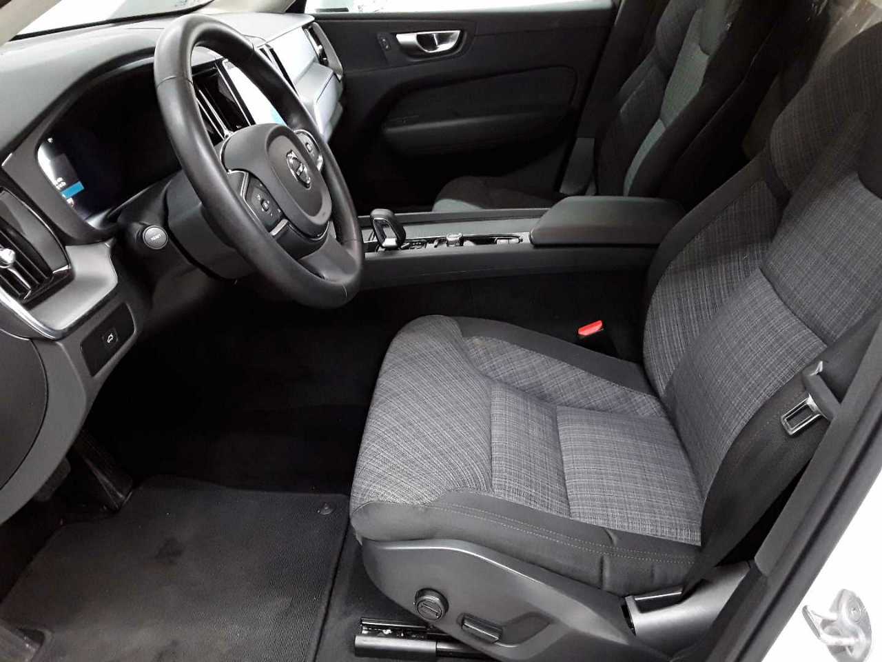 Volvo XC60 B4 B Core 7