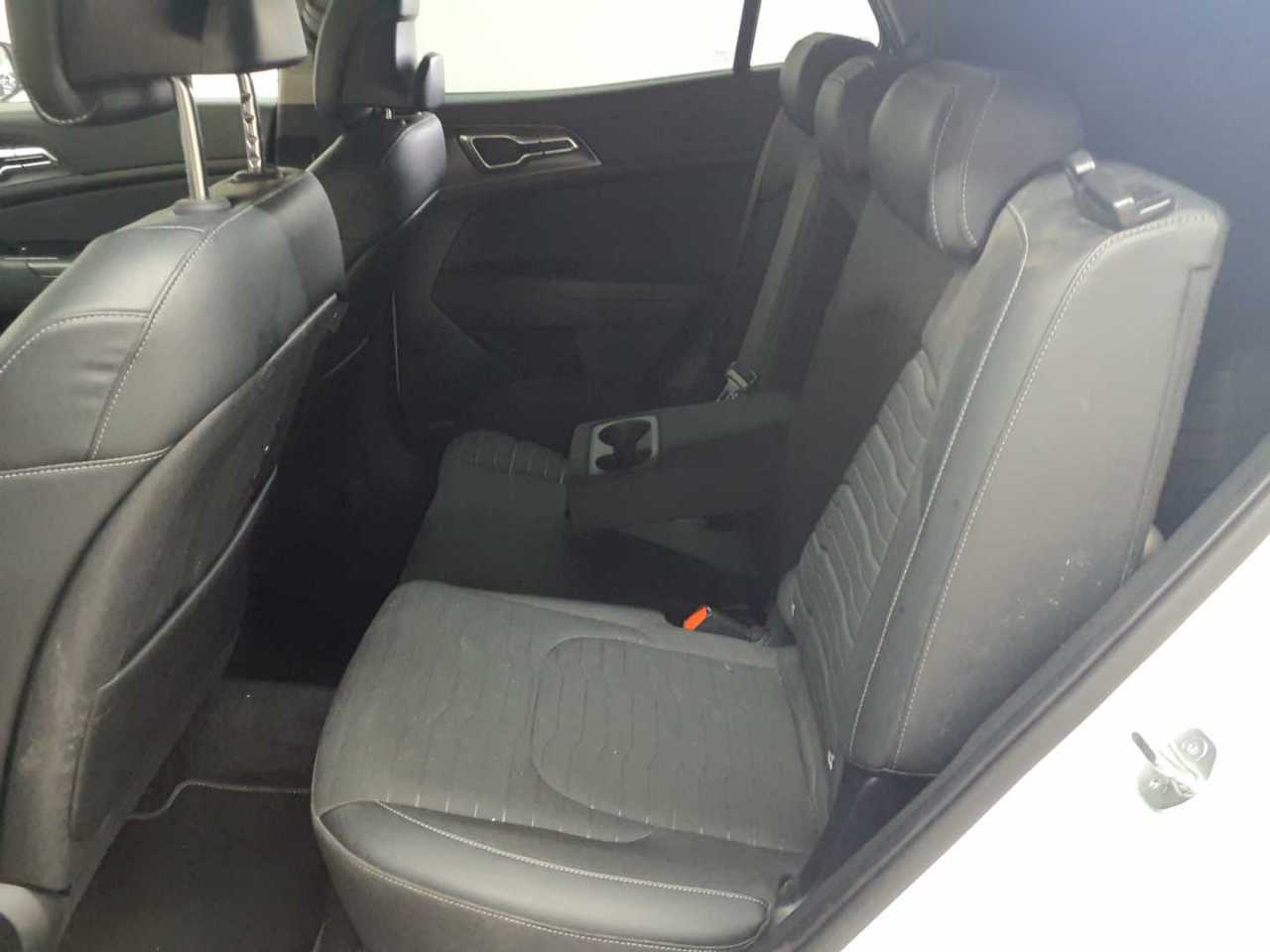 Kia Sportage 1.6 CRDI 2WD Eco-Dynamics+ (48V M-H) DCT Spirit 14