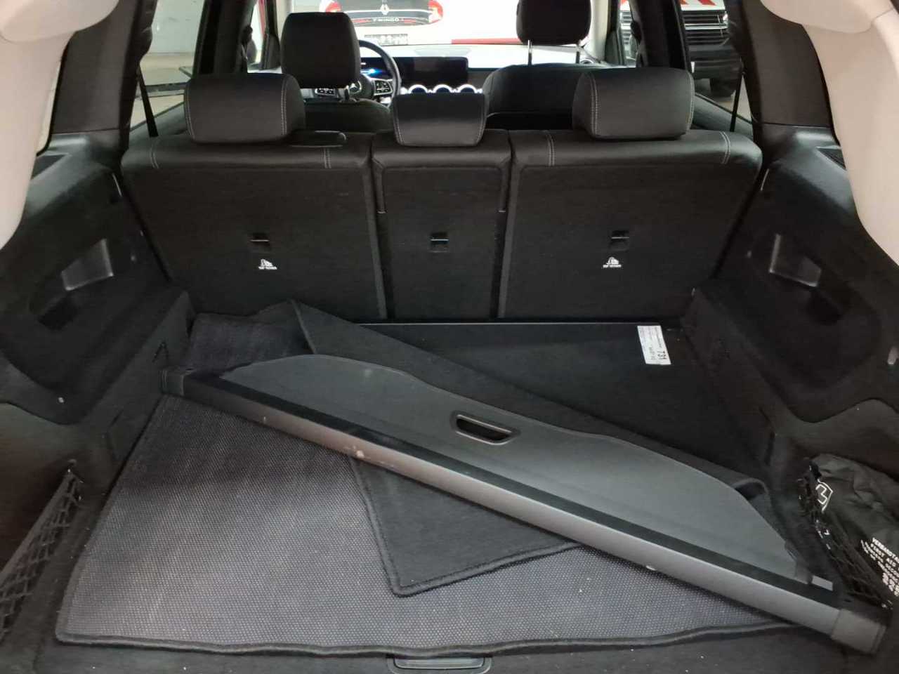 Mercedes-Benz GLB 200 d 8G-DCT Progressive 15