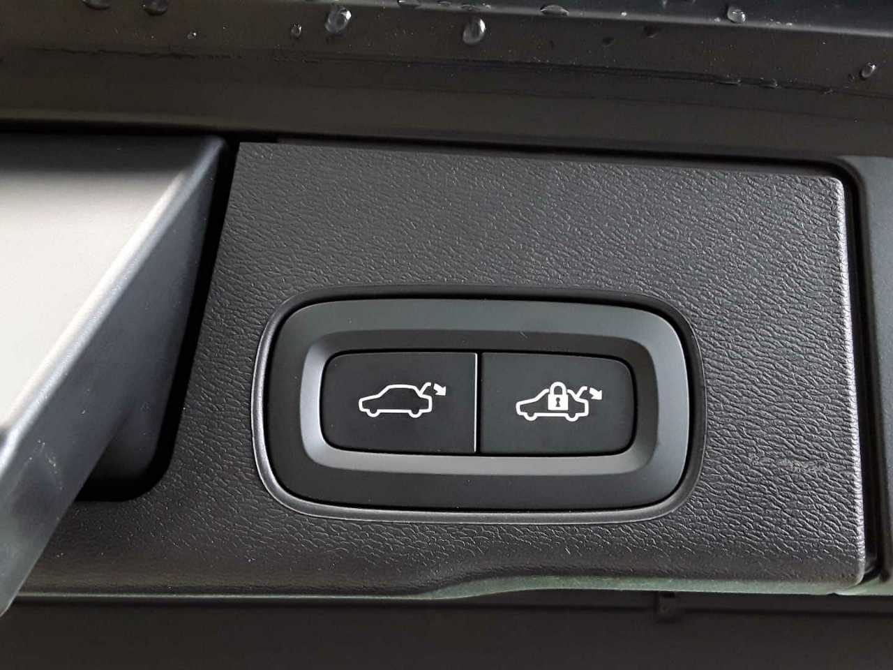 Volvo XC60 B4 B Core 17