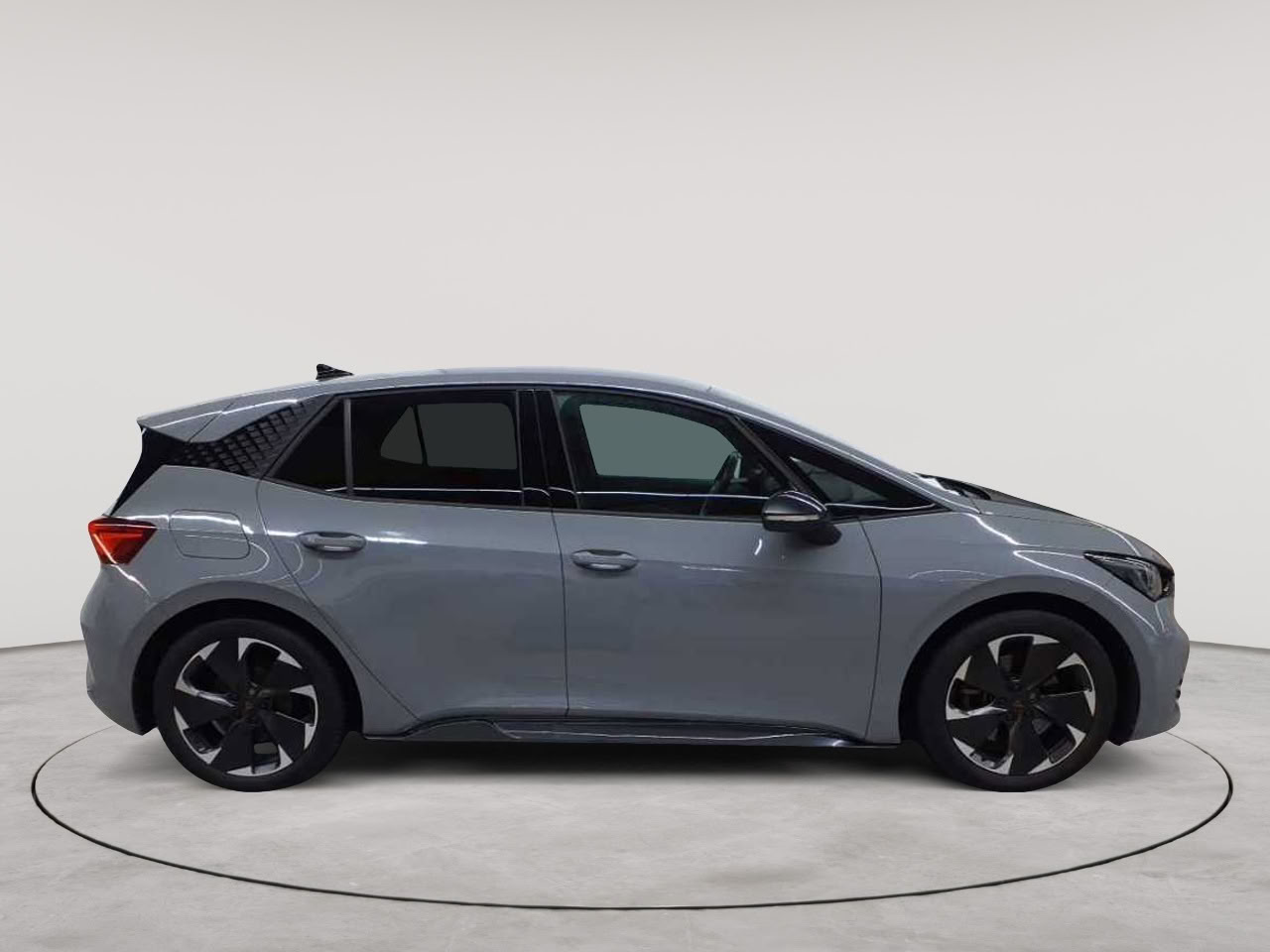 Cupra Born 170kW/77kWh 3