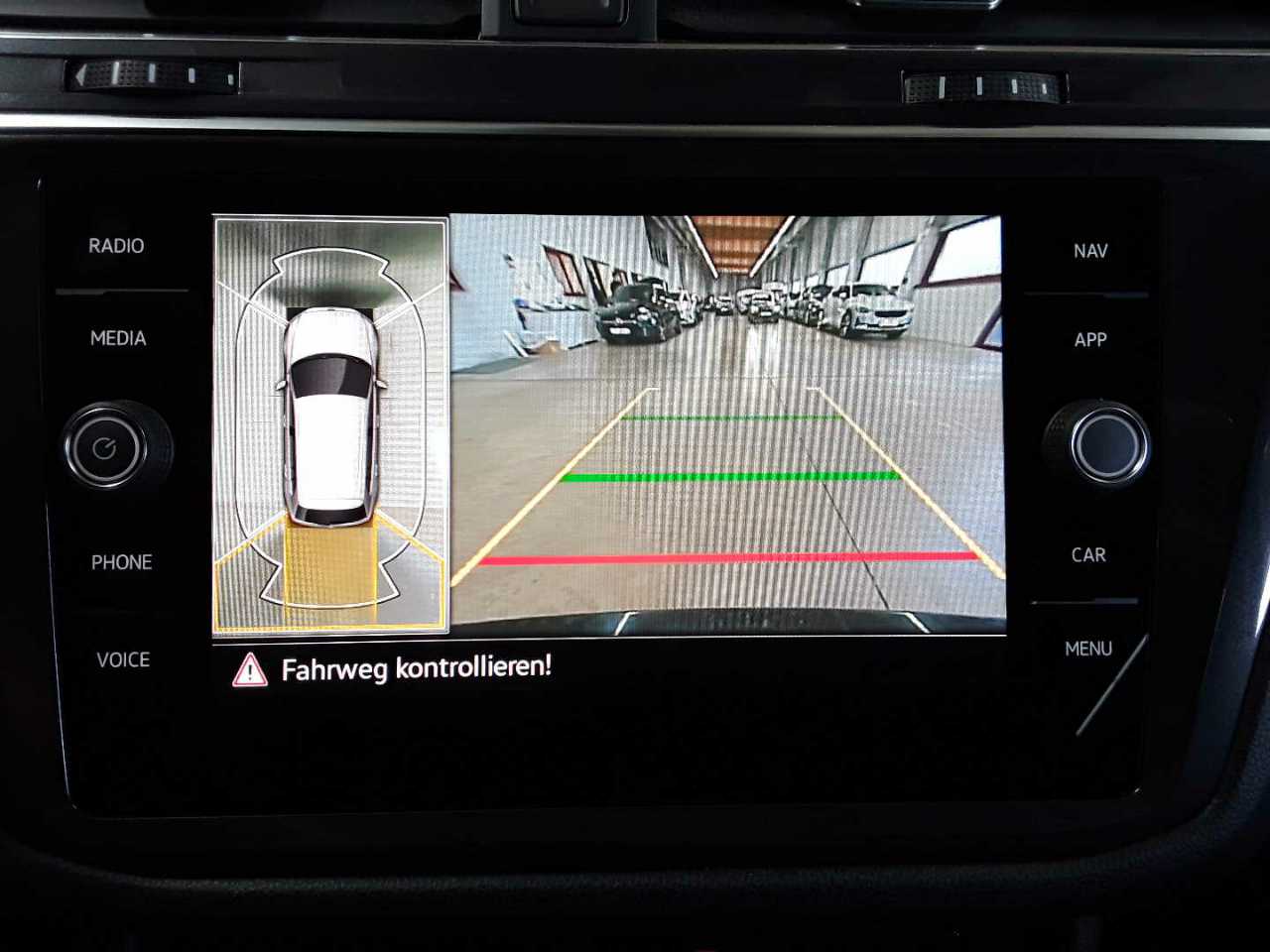 Volkswagen Tiguan Allspace 2.0 TDI SCR 4Motion DSG R-Line 16