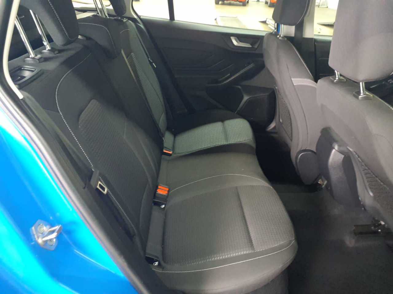 Ford Focus Turnier 1.5 EcoBlue Start-Stopp-System COOL&CONNECT 14