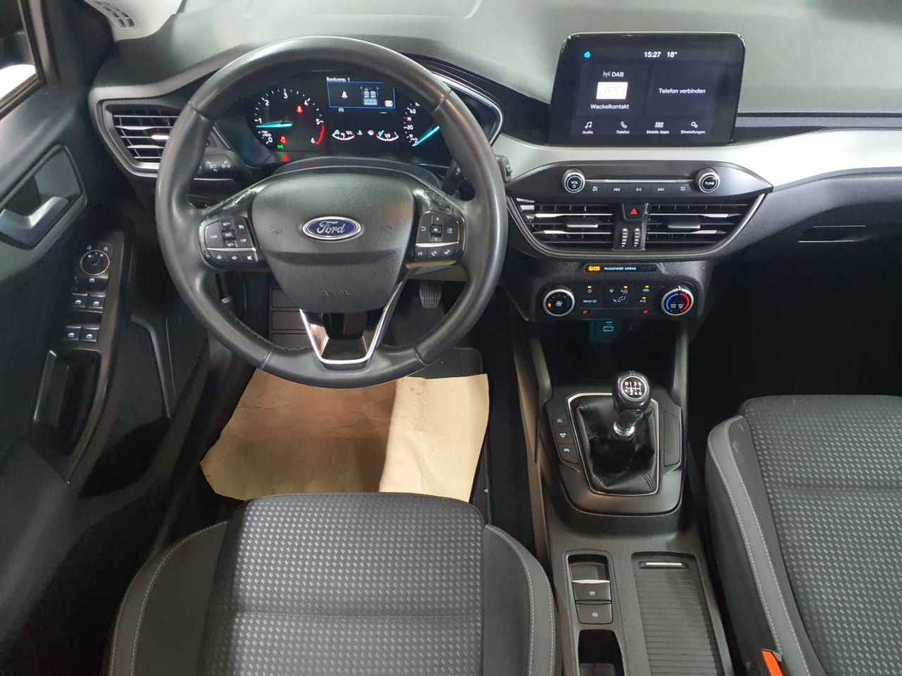 Ford Focus Turnier 1.5 EcoBlue Start-Stopp-System COOL&CONNECT 9