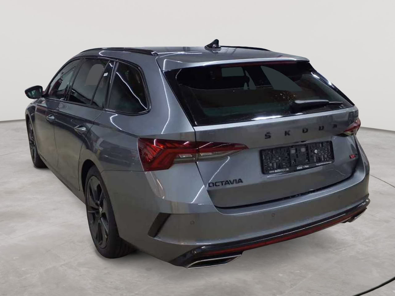 Skoda Octavia Combi 2.0 TDI DSG RS 5