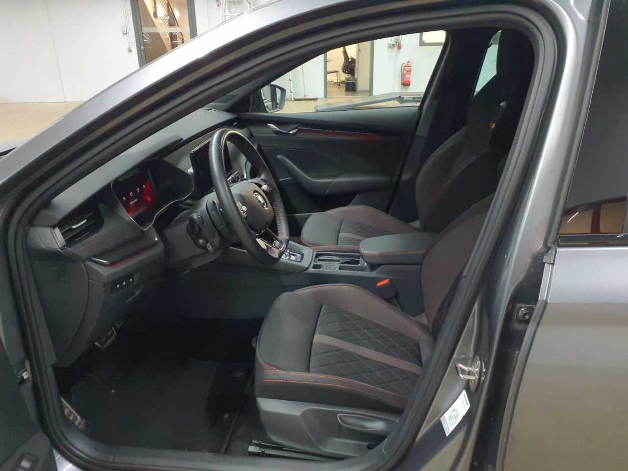 Skoda Octavia Combi 2.0 TDI DSG RS 7