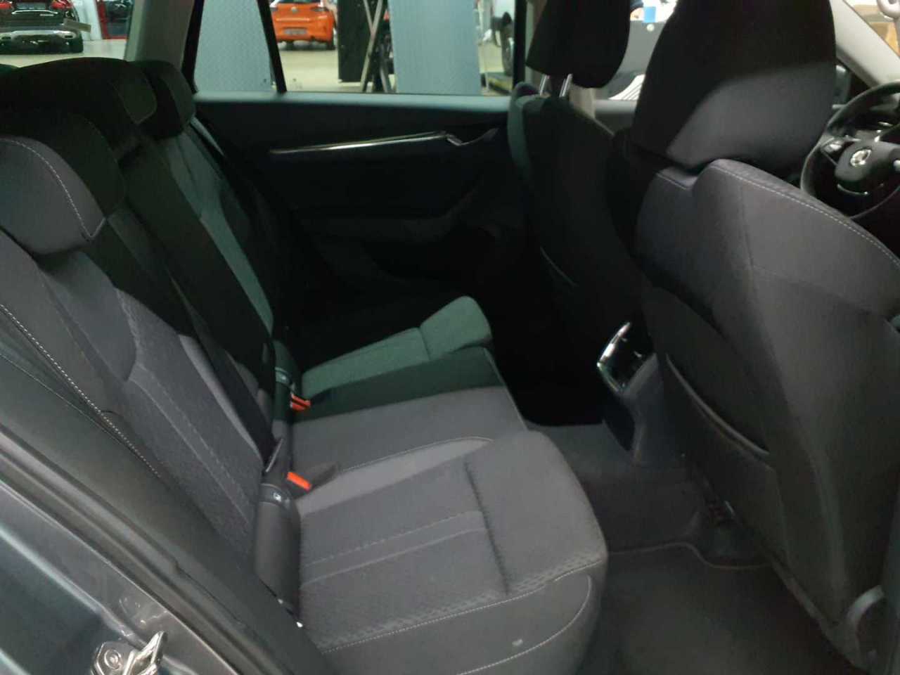 Skoda Octavia Combi 2.0 TDI Style 14