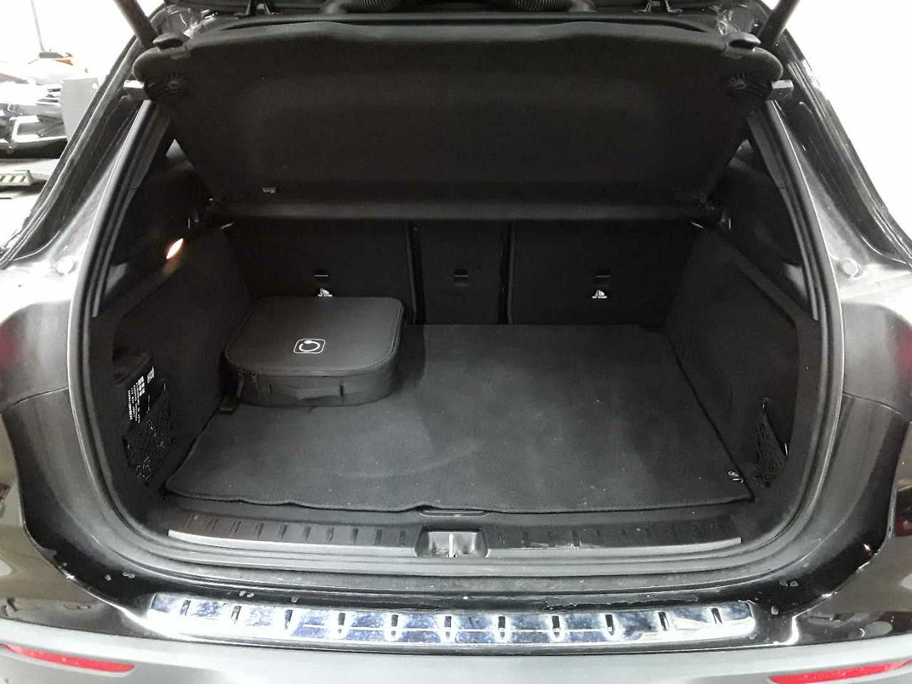 Mercedes-Benz EQA 250 15