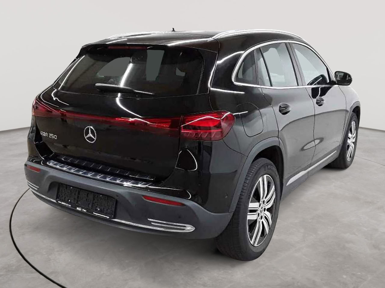 Mercedes-Benz EQA 250 4